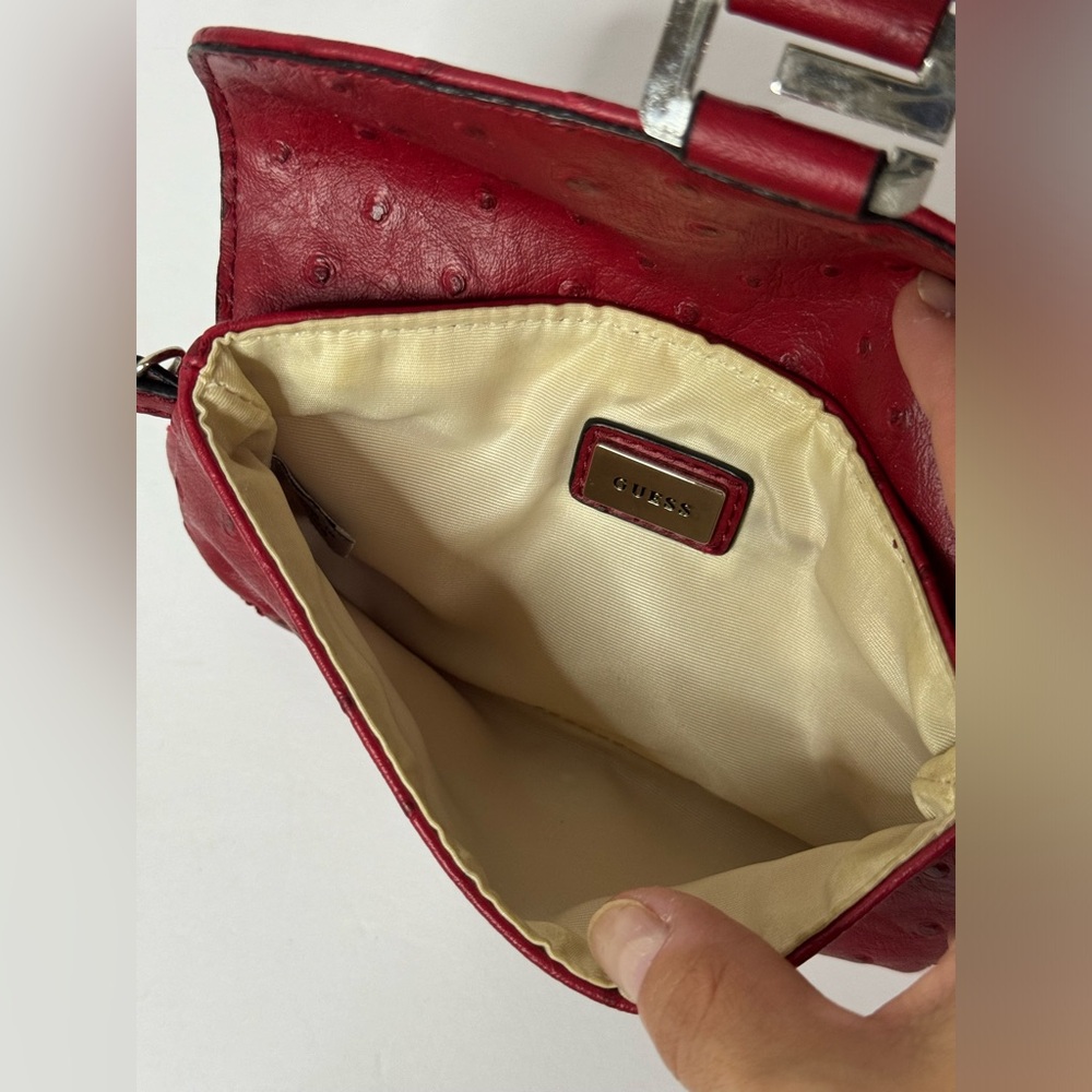Guess Vintage Wristlet Red Y2K - Picture 6 of 8